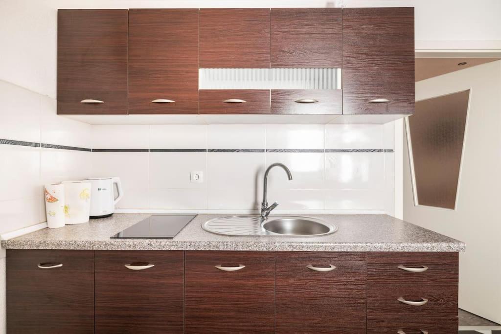 Studio Apartment Grgic シベニク エクステリア 写真